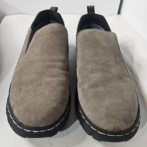 Khombu Men's Suede Slip-On Loafers Tan